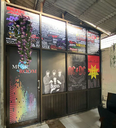 STICKER PRINT (33) STICKER PRINT (33)