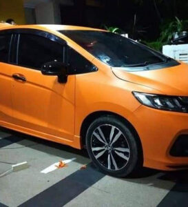 jasa wrapping mobil bali